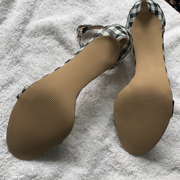 Talbots sling back heel - Picture 3 of 4